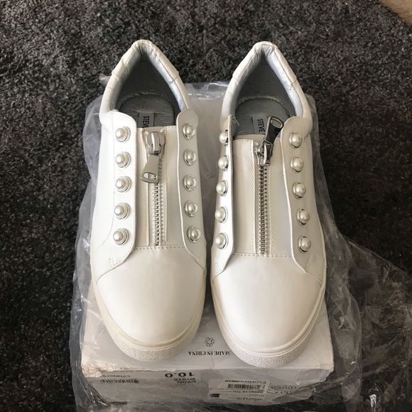 Steve Madden Shoes - 111. Steve Madden white pearl sneakers